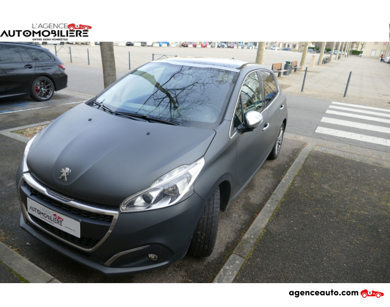 Achat voiture occasion, Auto occasion pas cher | Agence Auto Peugeot 208 1.6 BLUE HDI 100CH Gris Année 2016 Manuelle Diesel
